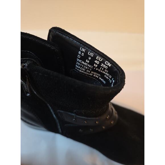 Clarks Swansea Ankle Boots Black Suede 9 M Side Zip - Picture 4 of 14